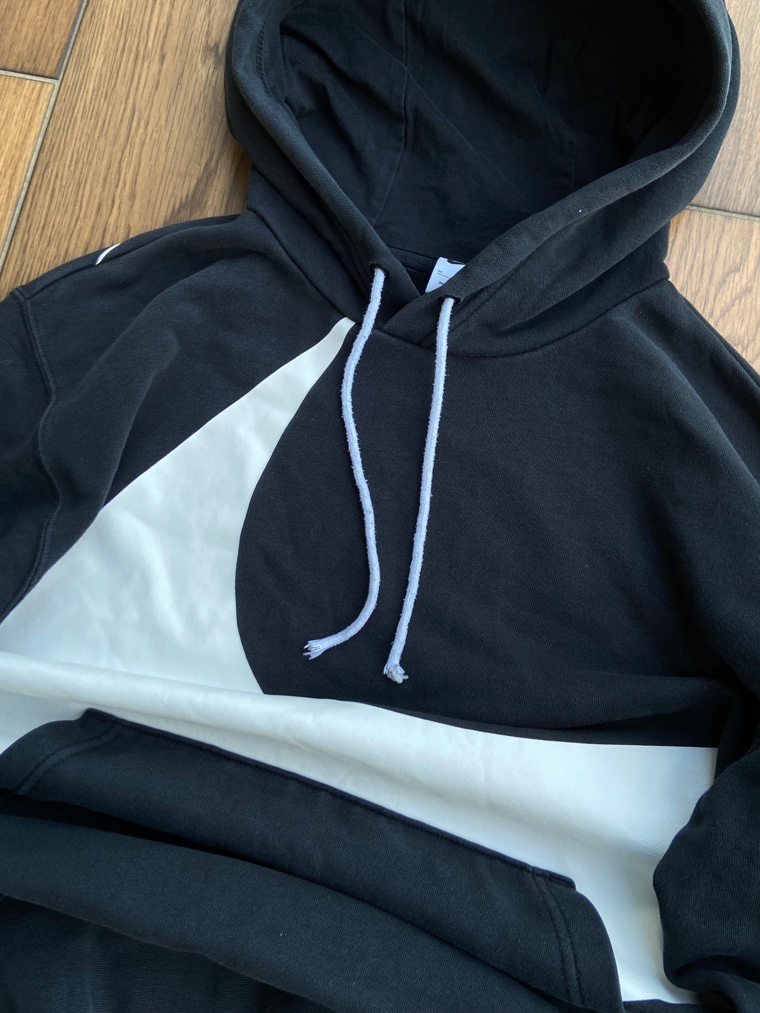 Bluza Nike Swoosh Czarna "M"
