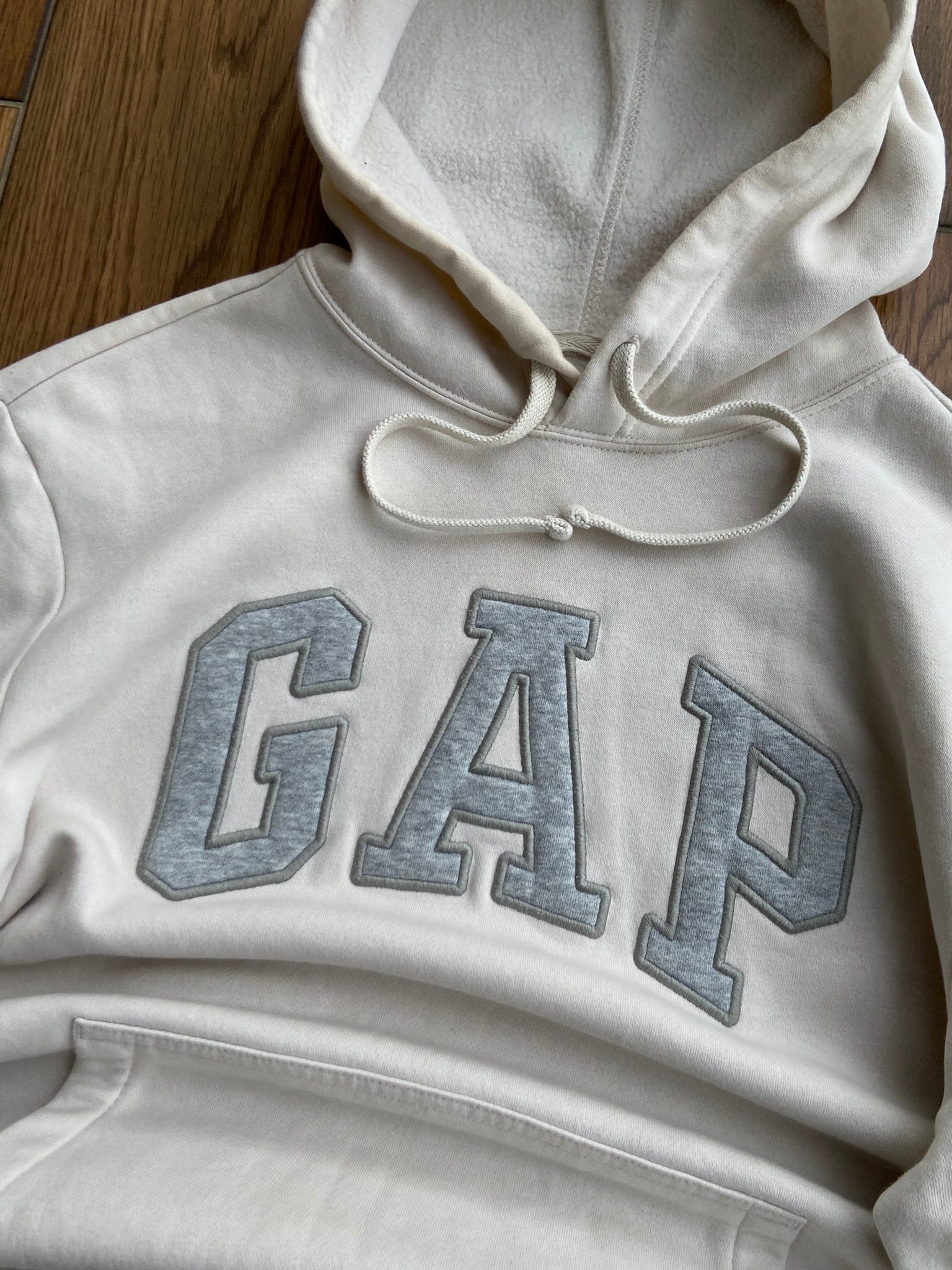 Kremowa Bluza Gap "S"