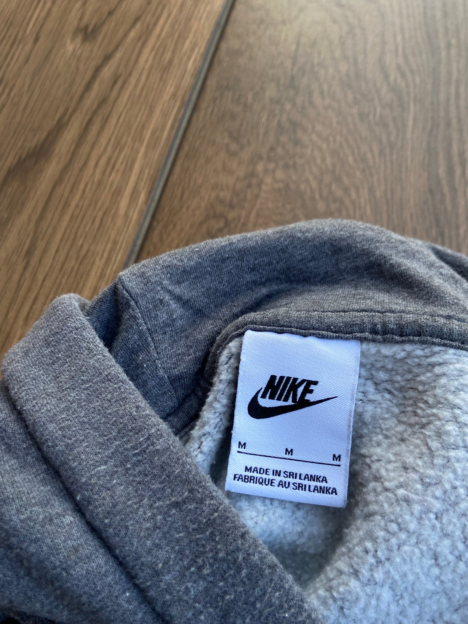 Bluza Nike Basic Szara "M"